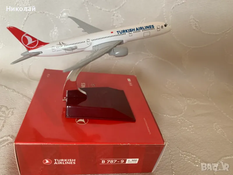 Метален колекционерски модел на самолет Boeing 787-9 Dreamliner на Turkish Airlines, снимка 1