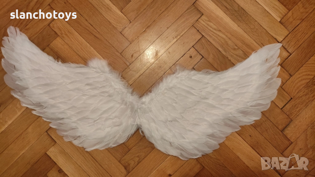 Ангелски крила ,бели, естествени пера.размер 45\35см.Черни,бели и червени 