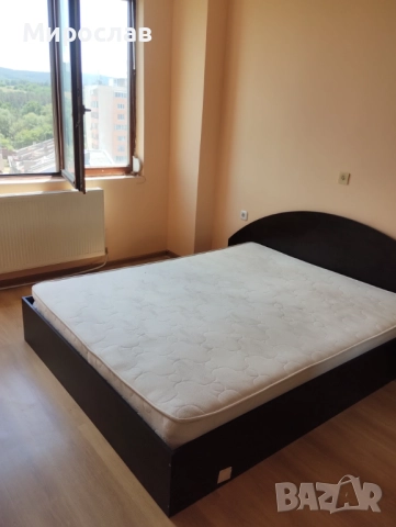 Тристаен под наем в центъра, снимка 2 - Апартаменти - 52296685