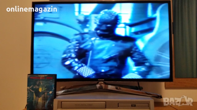 Видеокасета Кръвожадната  Маска ( ZIPPERFACE ) VHS, снимка 13 - Други жанрове - 54014961