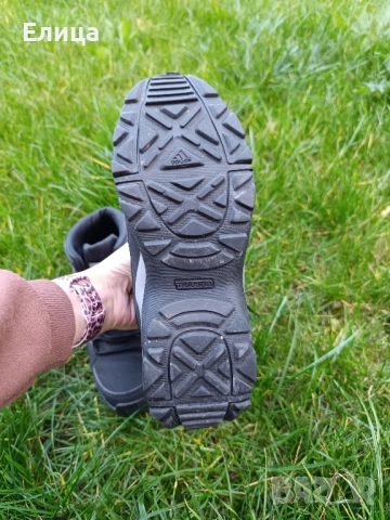 апрески Adidas 38 номер Gore Tex , снимка 4 - Маратонки - 52409079