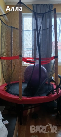 Продавам голям батут с предпазена мрежа