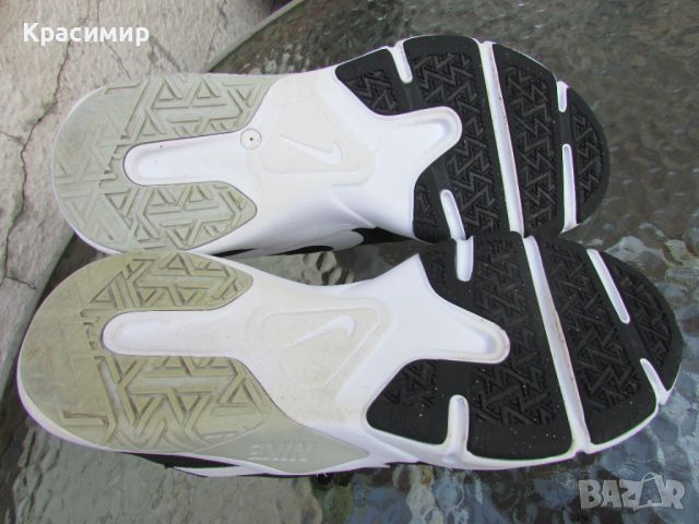 Дамски маратонки Nike Legend Essential 2, снимка 12 - Маратонки - 46401355