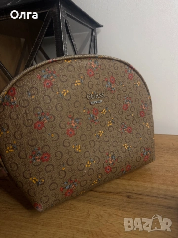 3 козметични чантички, снимка 3 - Портфейли, портмонета - 53750642