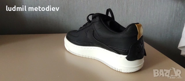 Дамски маратонки Nike AIR FORCE 1 .номер 38.5, снимка 9 - Маратонки - 53660087