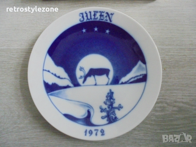 № 8317  Антикварна порцеланова чиния Hackefors “Julen” 1972 г.   , снимка 2 - Други ценни предмети - 52067091