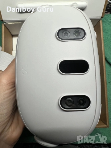 VR очила Meta Quest 3 512 GB, снимка 5 - Джойстици и геймпадове - 52720839