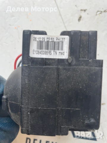 Лостче за фарове E10645396, халогени и мигачи за Dacia Dokker 1.2 TCe, двигател H5F402, 115 кс., снимка 3 - Части - 51048585