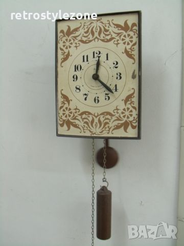 № 7617 стар стенен часовник - Mаяк  , снимка 4 - Антикварни и старинни предмети - 46463349