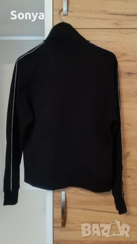 Спортно горнище , снимка 2 - Спортни екипи - 53929374