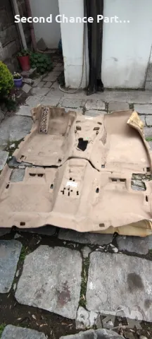 E60/61 Бежов Мокет