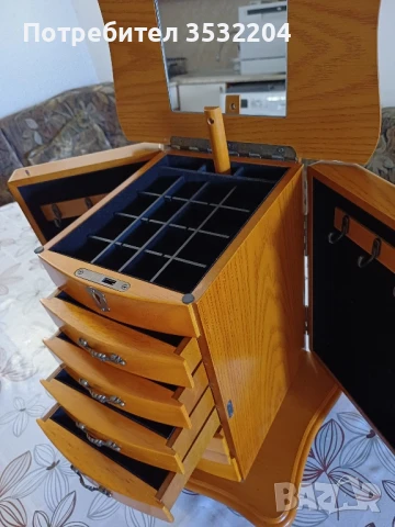 Голяма кутия за бижута, снимка 7 - Колекции - 51368609