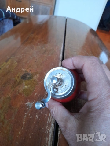 Стара мелничка,мелница за чер пипер #3, снимка 3 - Други ценни предмети - 54009385