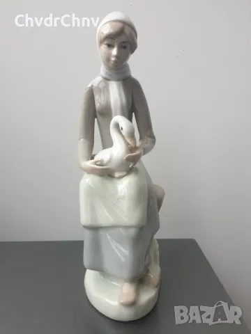 КАСАДЕС испанска порцеланова фигура жена с гъска/Lladro CASADES статуетка 23см, снимка 1 - Колекции - 47101197