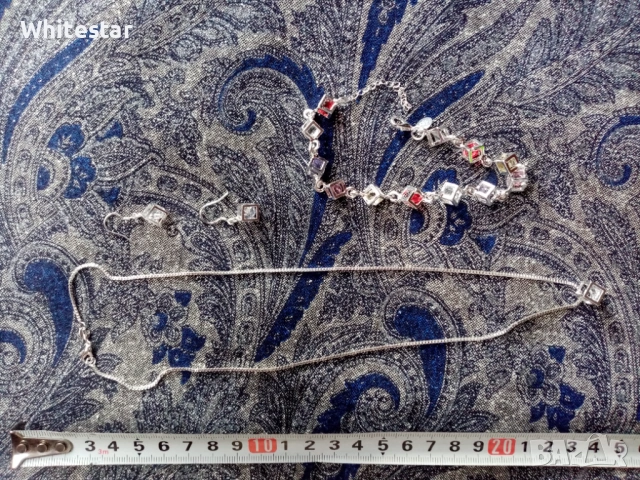 Посребрен дамски комплект - ланец, гривна, обеци - "Кубче с кристал"