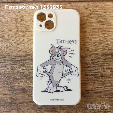 НОВ оригинален бежов силиконов калъф / кейс за IPHONE 13 на Tom and Jerry от САЩ, снимка 2 - Калъфи, кейсове - 46608181