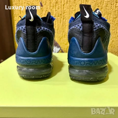 Оригинални Nike Vapormax Flyknit, снимка 2 - Детски маратонки - 48749473