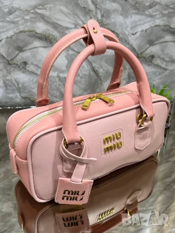 чанти Miu Miu , снимка 4 - Чанти - 50595308