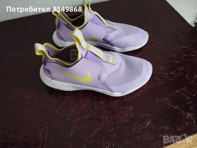 Дамски Nike 36-ти номер, снимка 2 - Маратонки - 47205978