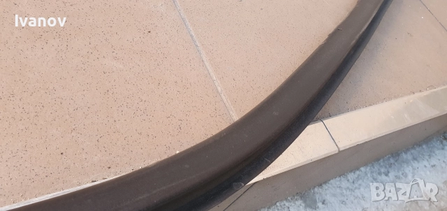 Дясно гумено уплътнение за врата бмв е46 купе front right door seal bmw e46 coupe  7126137, снимка 2 - Части - 52773786
