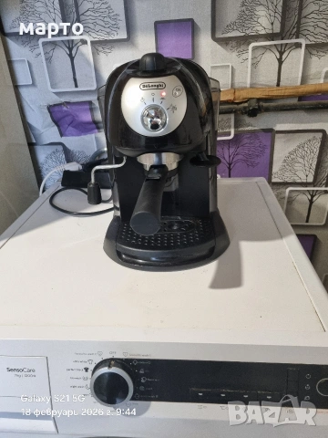 Кафемашина DeLonghi, снимка 3 - Кафемашини - 53518413