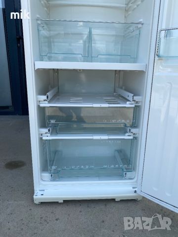 Хладилник - Охладител Миеле 184 см , снимка 5 - Хладилници - 45632920