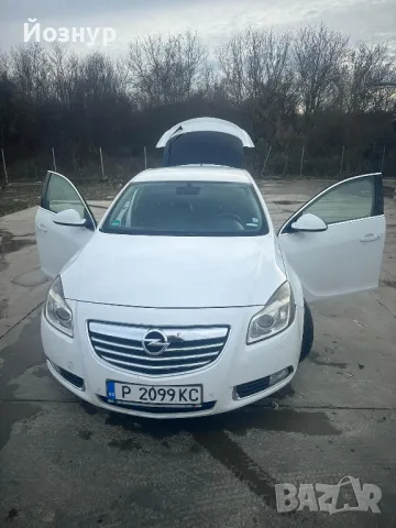 Opel insignia , снимка 1 - Автомобили и джипове - 48211727