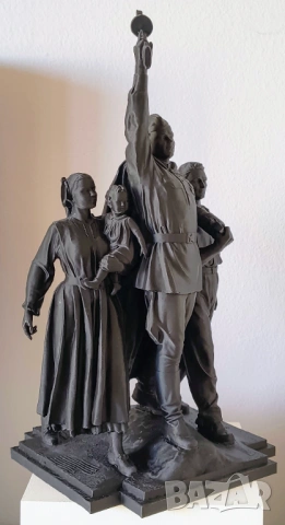 Архивна възстановка на демонтиран софийски монумент, снимка 10 - Колекции - 53748957