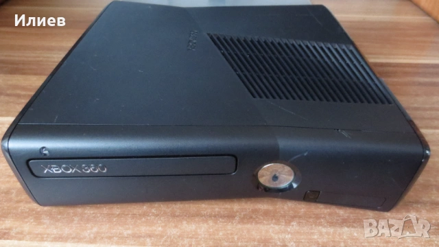Xbox 360 Slim 