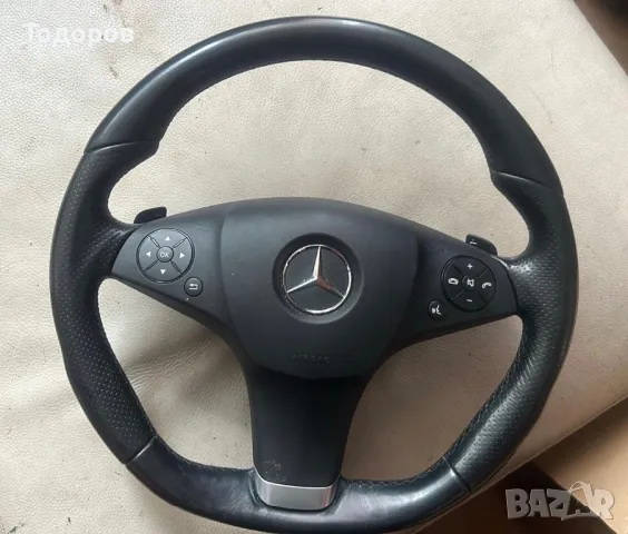 Mercedes AMG Face волан с пера и airbag еърбег бег W204,W212,W207, снимка 3 - Аксесоари и консумативи - 47198834