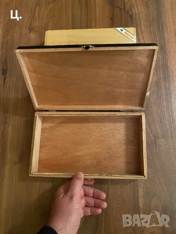 Кутия/ хумидор от/за пури, снимка 2 - Други ценни предмети - 39883481