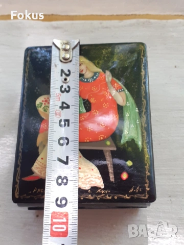Стара руска лакова кутия ръчно рисувана, снимка 7 - Антикварни и старинни предмети - 53370111