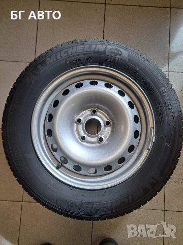 4 броя гуми 195/65/R15 MICHELIN в комплект с оригинални джанти от RENAULT 408006279R
