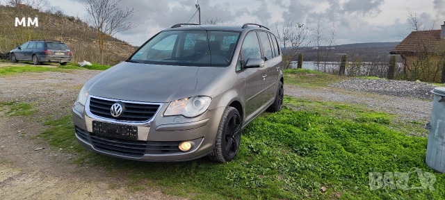 Фолксваген Туаран 105к Феис 6скорости