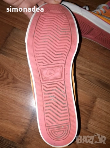 Лимитирана серия кецове Nike 39 номер, снимка 9 - Кецове - 53695403