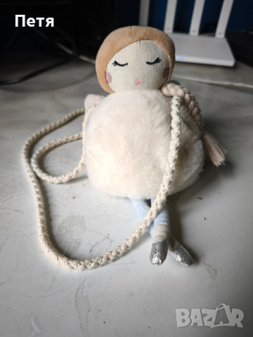 Чантичка на Zara, снимка 2 - Раници - 51869496