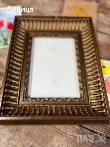 Дървена рамка за спомени♥️ Има едно малко нараняване, което се вижда на повечето снимки и се намира , снимка 10 - Други - 54141946