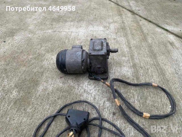 Продавам трифазен мотор със редуктор, снимка 3 - Електродвигатели - 53282724