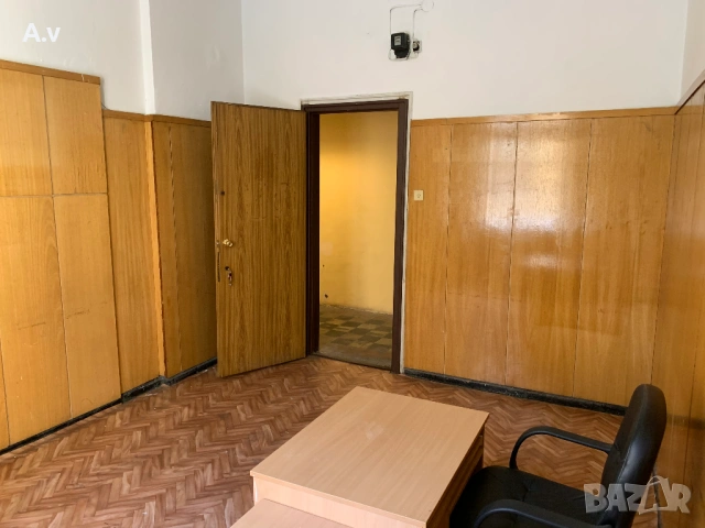 Стая / ОФис под наем 2 бр. - гр.София, бул.Витоша 1а, снимка 5 - Стаи под наем - 53732989