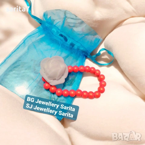 Брокатена гривна с красива бяла роза от фоам , снимка 4 - Гривни - 53179781