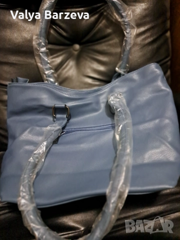 Дамска чанта, снимка 3 - Чанти - 52804190