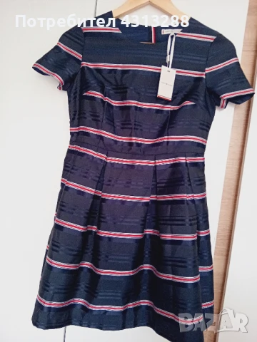 Tommy Hilfinger рокля 13-14г