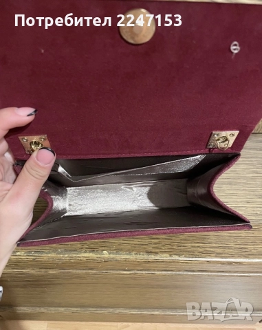 Малка дамска чанта, снимка 2 - Чанти - 52959070