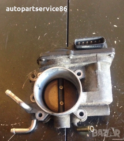 Дроселова клапа 2203028050 за Toyota Avensis (2003-2007)