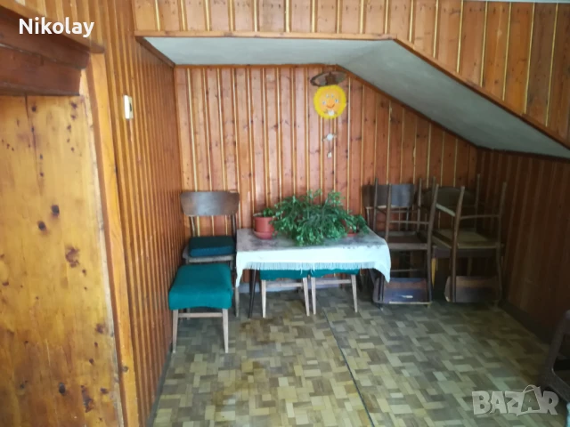 Масивна двуетажна къща с гараж в гр. Шивачево, снимка 13 - Къщи - 50795441