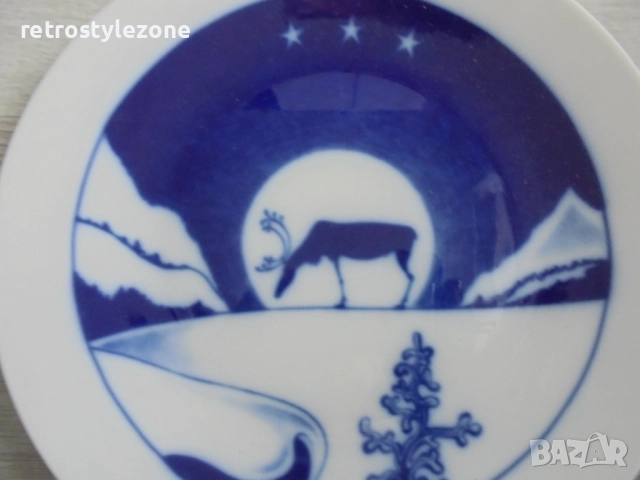 № 8317  Антикварна порцеланова чиния Hackefors “Julen” 1972 г.   , снимка 3 - Други ценни предмети - 52067091