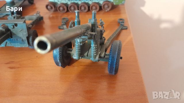 Оригинални военни модели играчки на Dinky , снимка 7 - Колекции - 45997640
