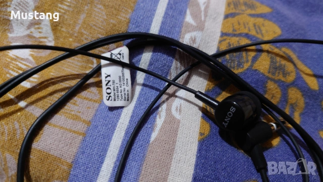 Слушалки с кабел Sony MH-750 (нови), снимка 3 - Слушалки и портативни колонки - 53254408