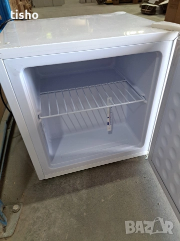 продавам Мини фризер, Severin 