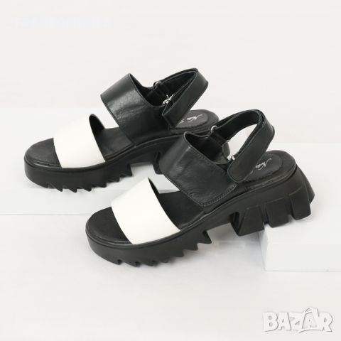 Дамски модни сандали от естествена кожа модел на ПРАДА бяло и черно, снимка 1 - Сандали - 45891747